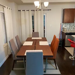 Beautiful 3 Bedroom In Holiday home